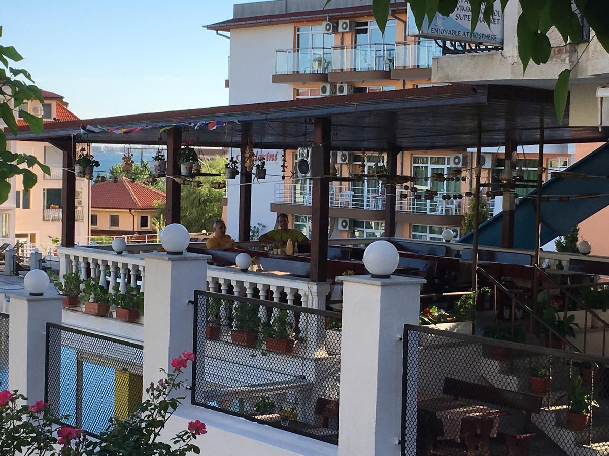 Hotel Corona Sveti Vlas Exterior foto